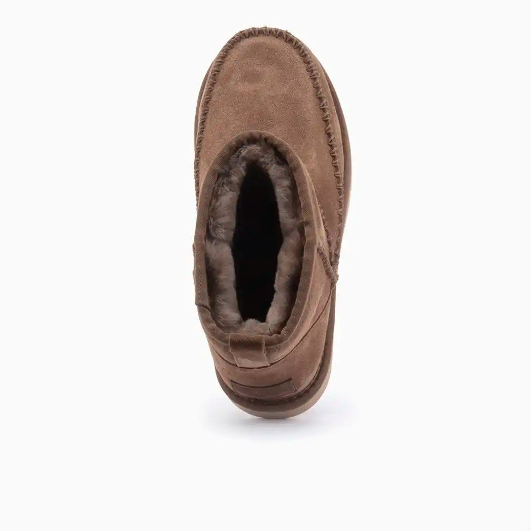 Wallaby suède stitch mud 2