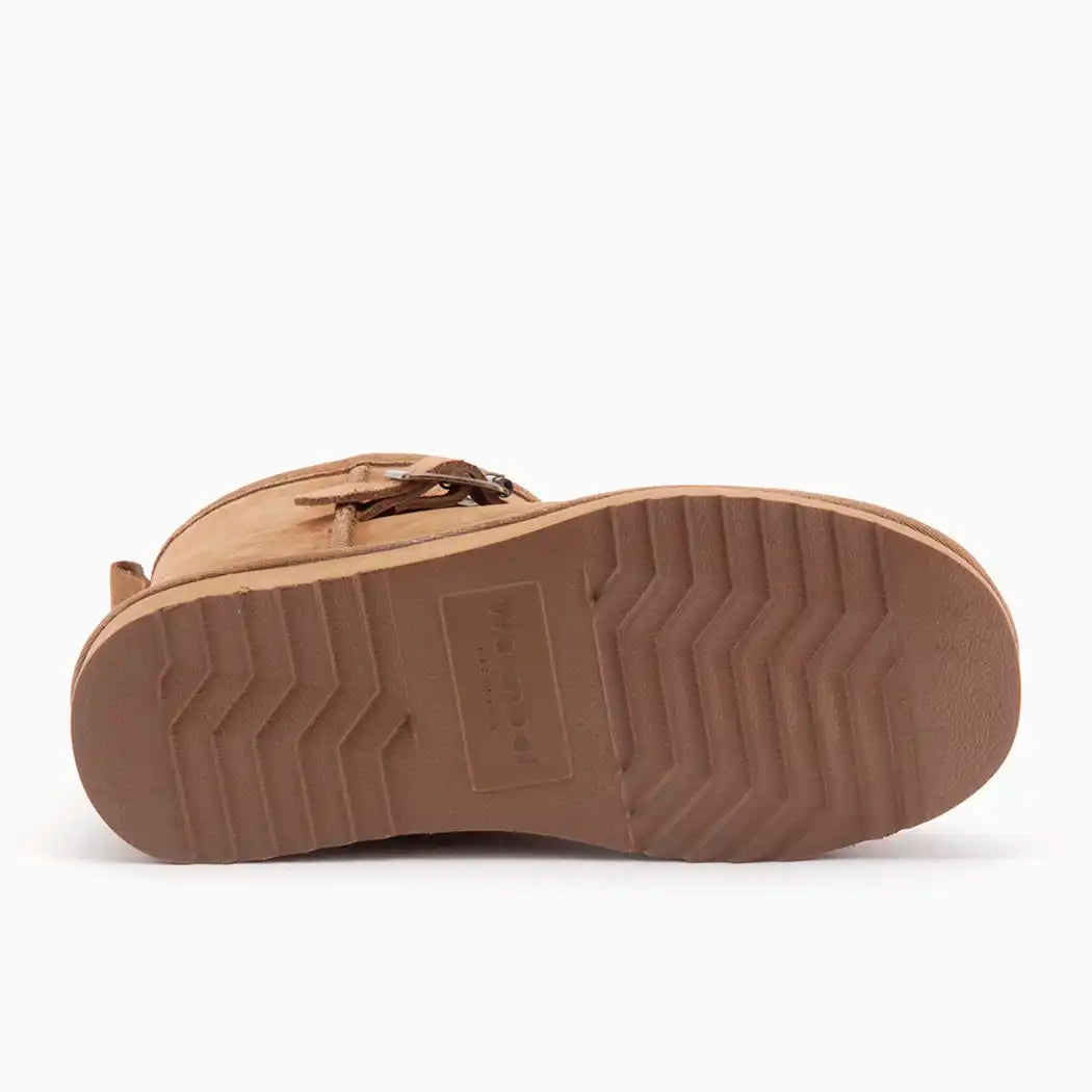 Wallaby suède buckle double faced cognac 3