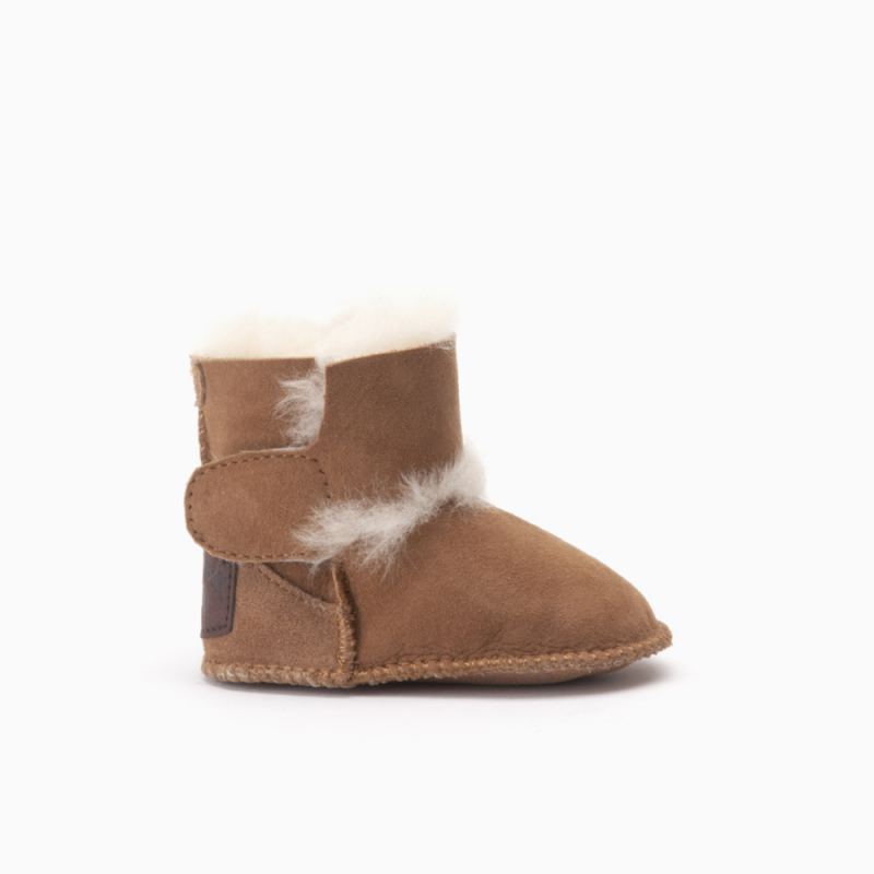 Warmbat Hay baby bootie with velcro strap cognac